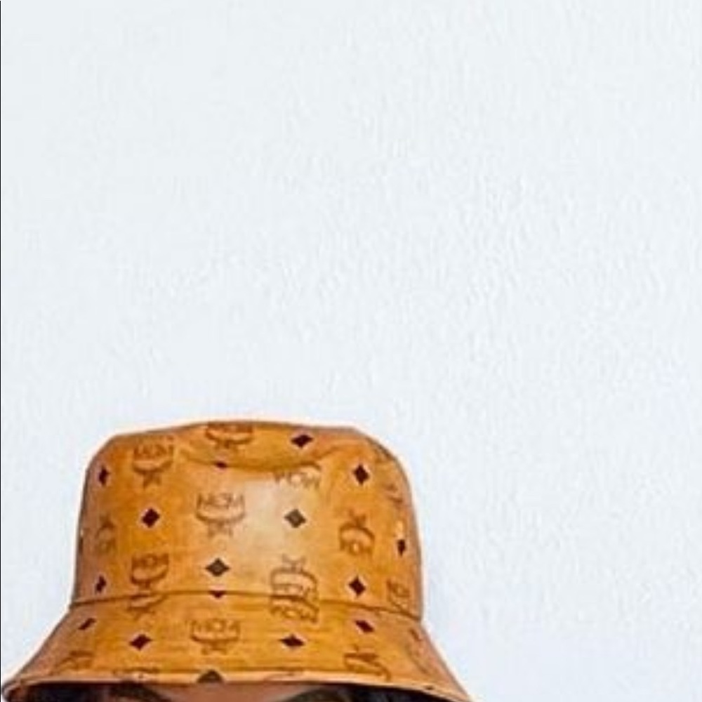Mcm bucket hat